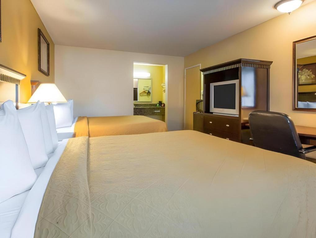 Quality Inn San Bernardino Eksteriør billede
