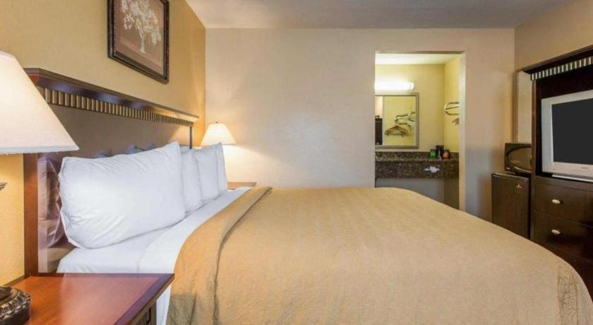 Quality Inn San Bernardino Eksteriør billede