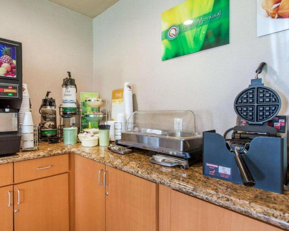 Quality Inn San Bernardino Eksteriør billede